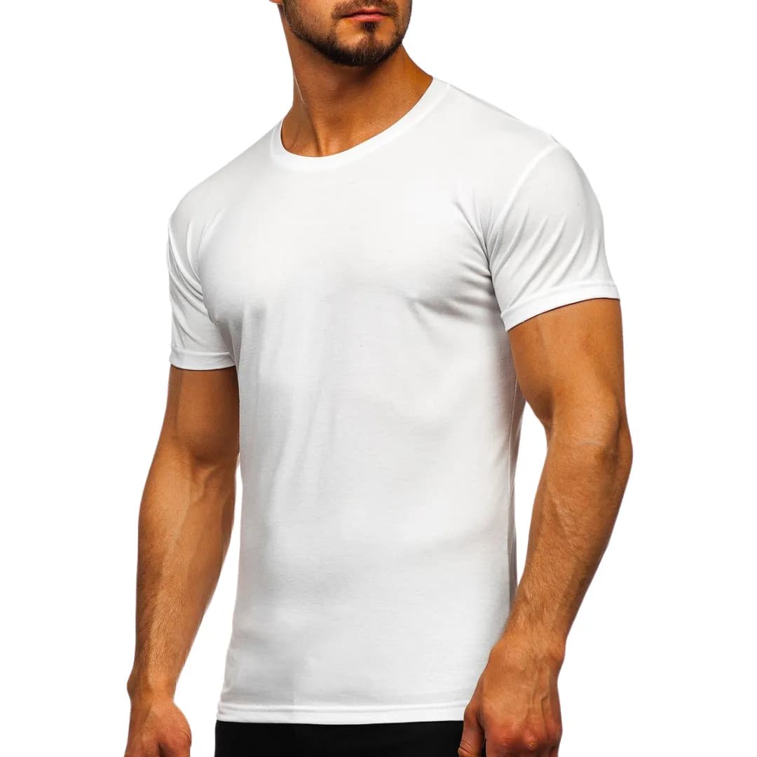 Klasyczny Komplet: Biały T-shirt i Czarne Spodenki
